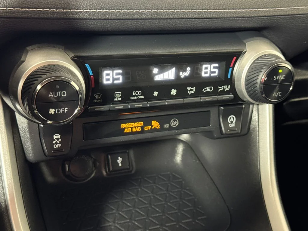Used 2020 Silver Sky Metallic Toyota XLE image 23