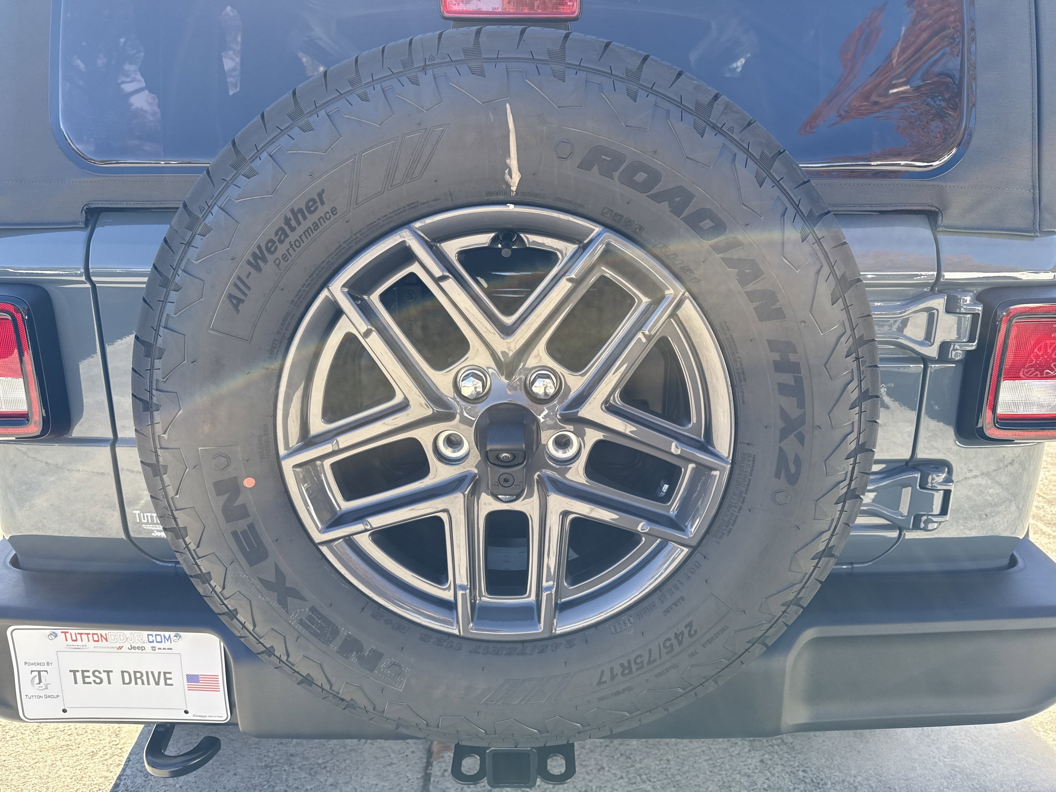 New 2026 Anvil Clearcoat Jeep Sport S image 19