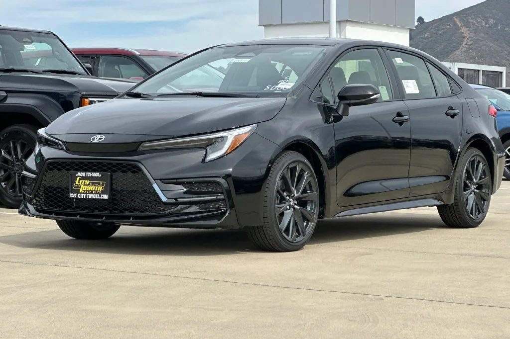 New 2027 Inked Toyota  SE image 8