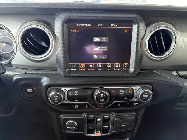Used 2023 White Jeep Sahara image 14