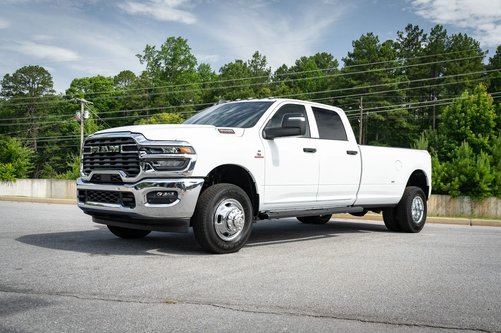 New 2026 White Ram Tradesman image 3