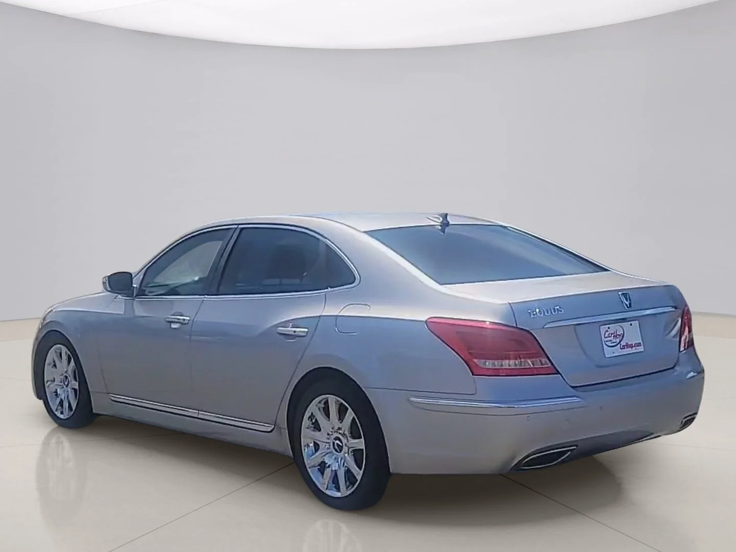 Used 2013 Gray Hyundai SIGNATURE/ ULTIMATE image 4
