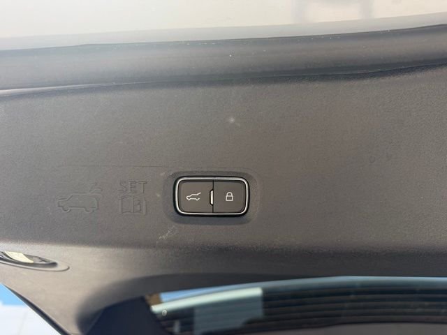 Used 2025 Gray Ford Active image 17