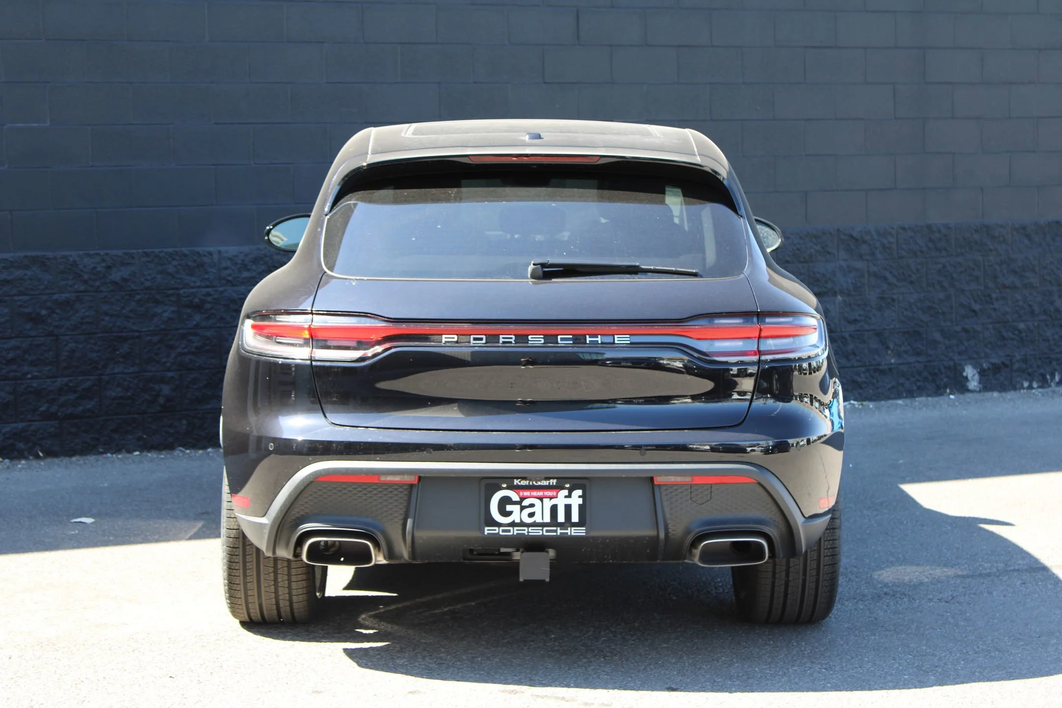 2025 Porsche Macan - Photo 10