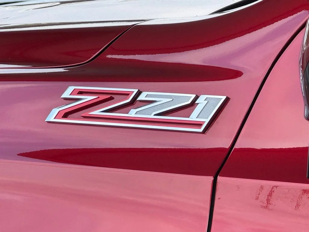 Used 2021 Red Chevrolet Z71 image 5