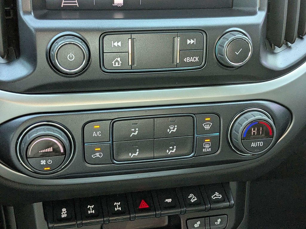 Used 2022 Black Chevrolet ZR2 image 23