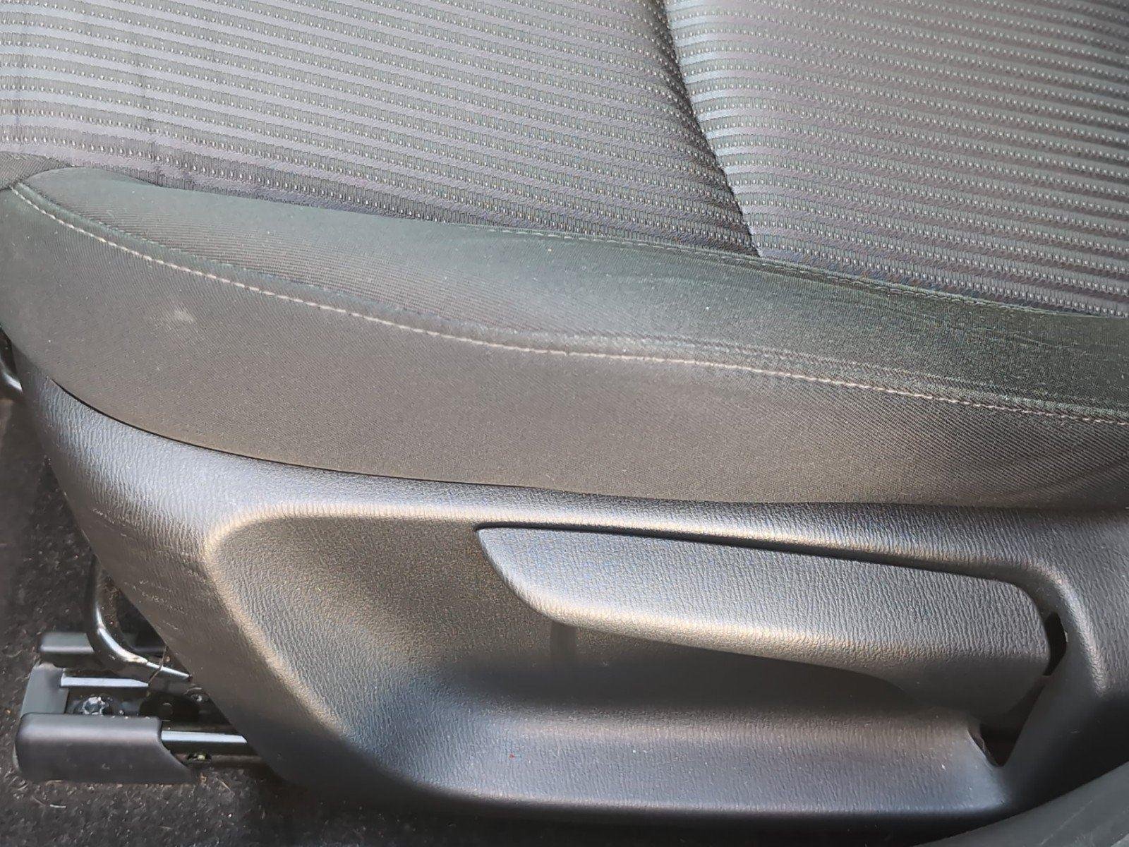 Used 2014 Liquid Silver Metallic Mazda i Touring image 17