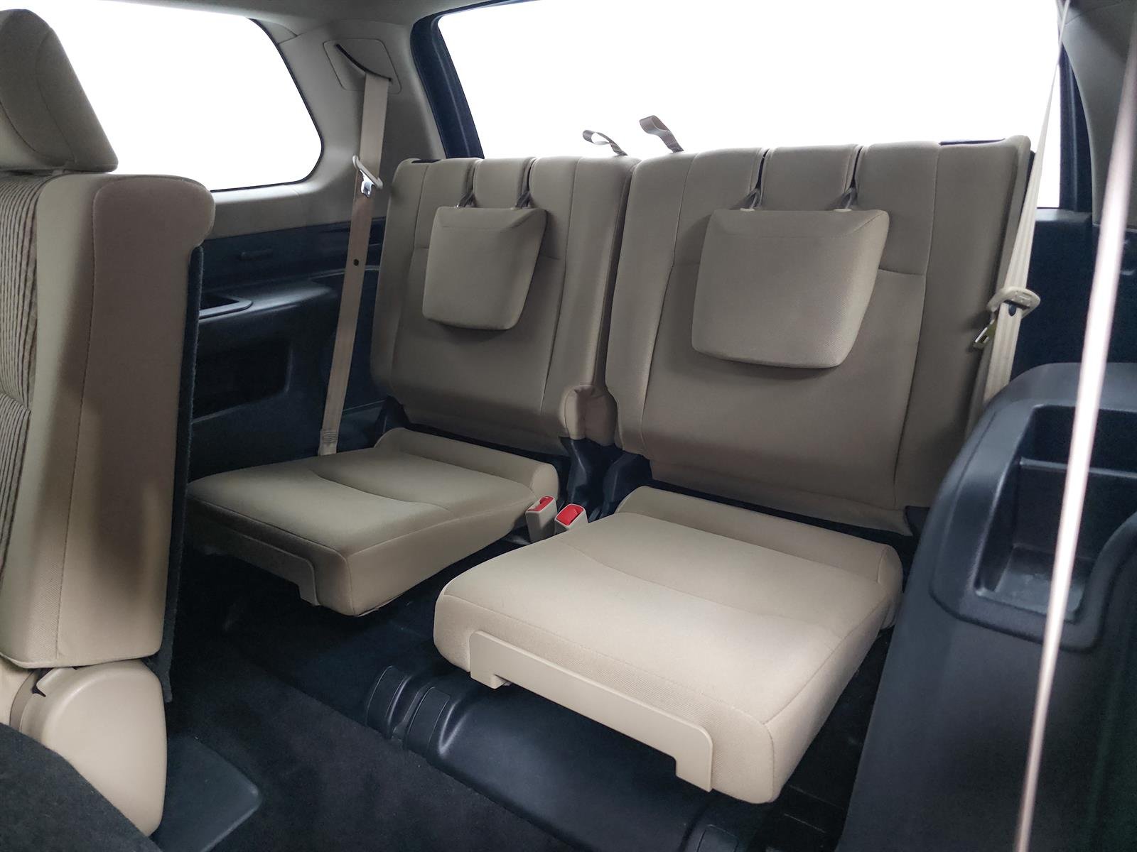 Certified Used 2016 Black Toyota SR5 image 9