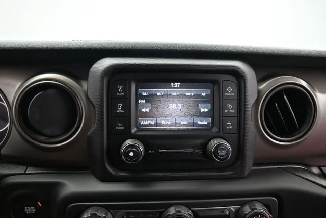 Used 2018 Red Jeep Unlimited Sport S image 24
