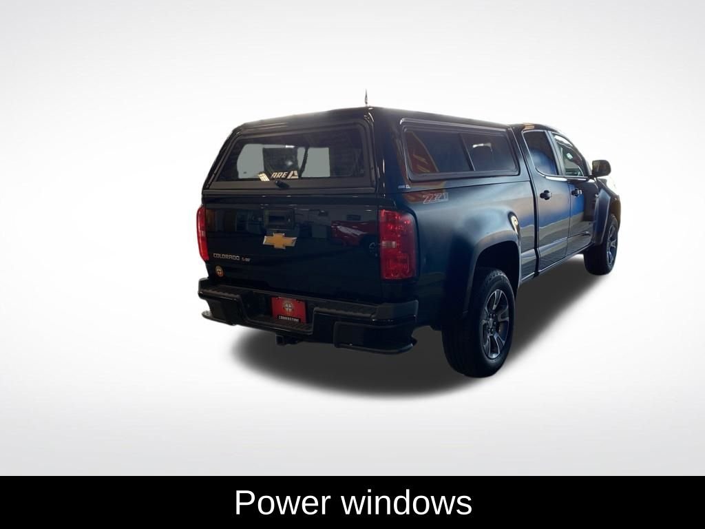 Used 2019 Black Chevrolet Z71 image 17