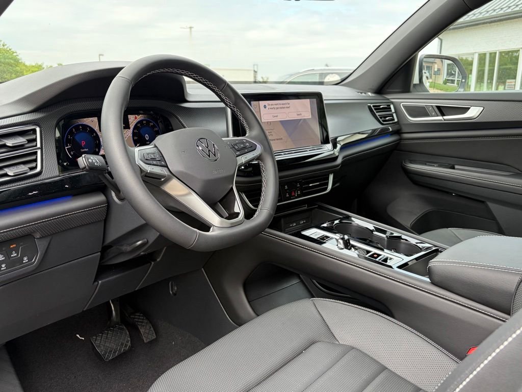 New 2026 Opal White Pearl Volkswagen 2.0T SEL image 9