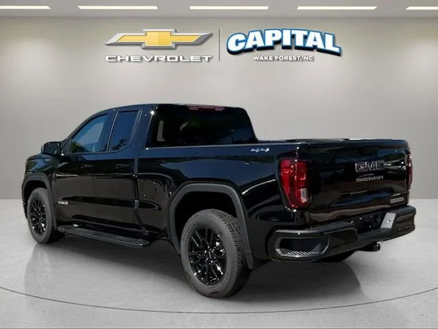 Used 2025 Onyx Black GMC Elevation image 3