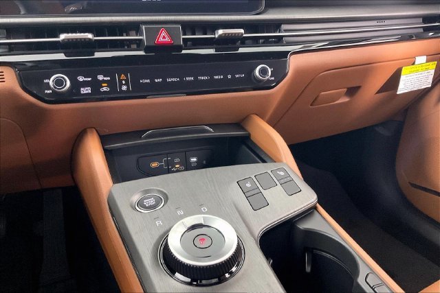 New 2027 Wolf Gray Kia X-Line image 7