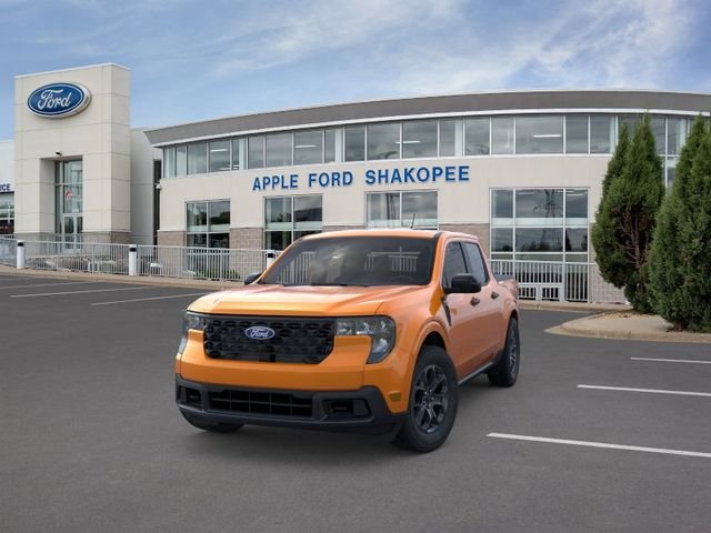 New 2026 Orange Ford XLT image 2
