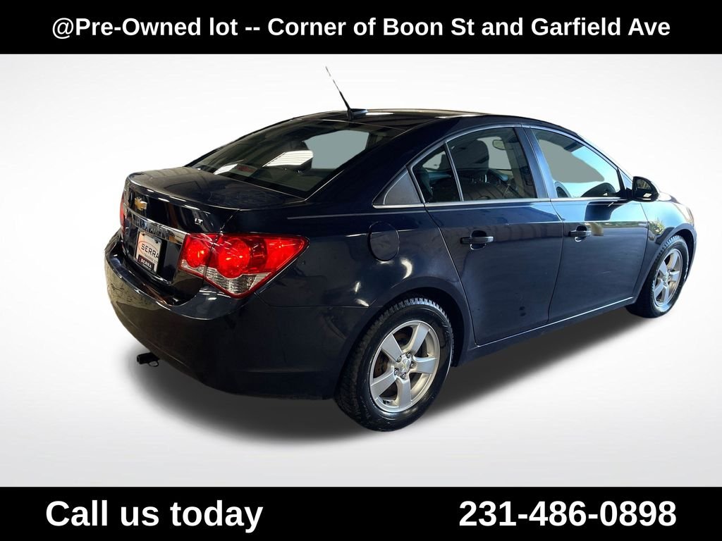 Used 2014 Blue Chevrolet 1LT image 5