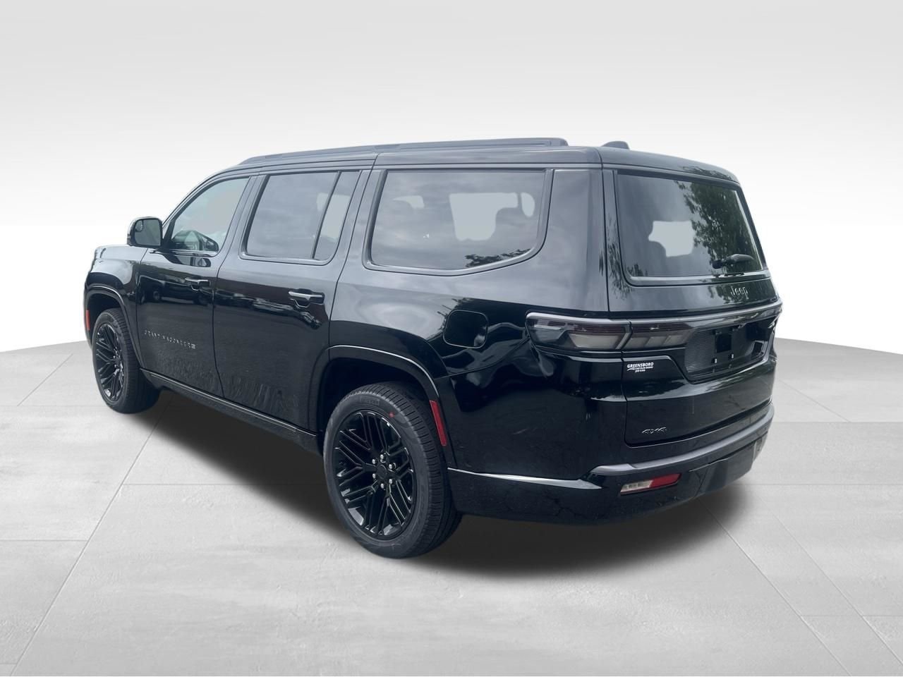 New 2026 High Gloss Black Exterior Paint Jeep Limited Reserve image 3