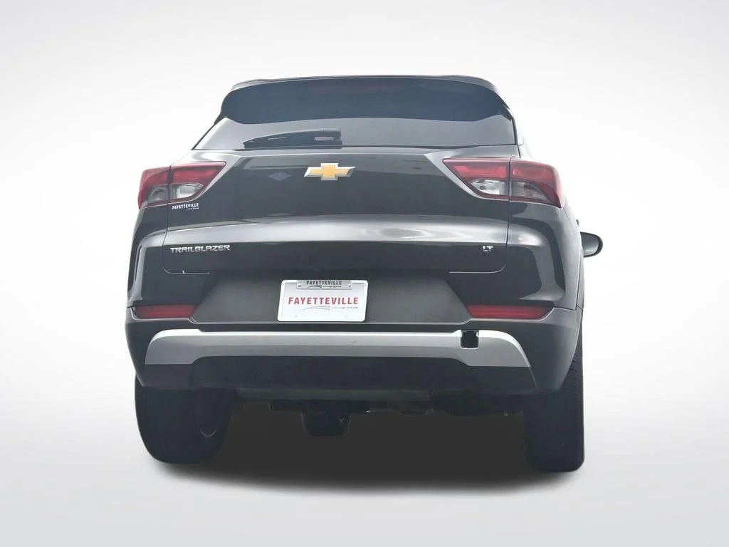 Used 2025 Black Chevrolet LT image 43