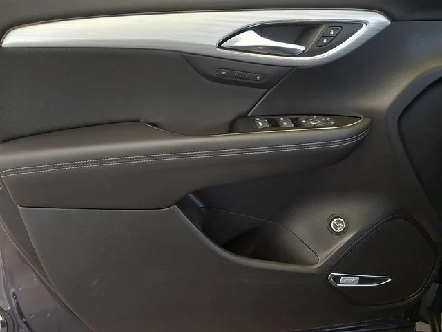 New 2026 Midnight Opal Buick Avenir image 9