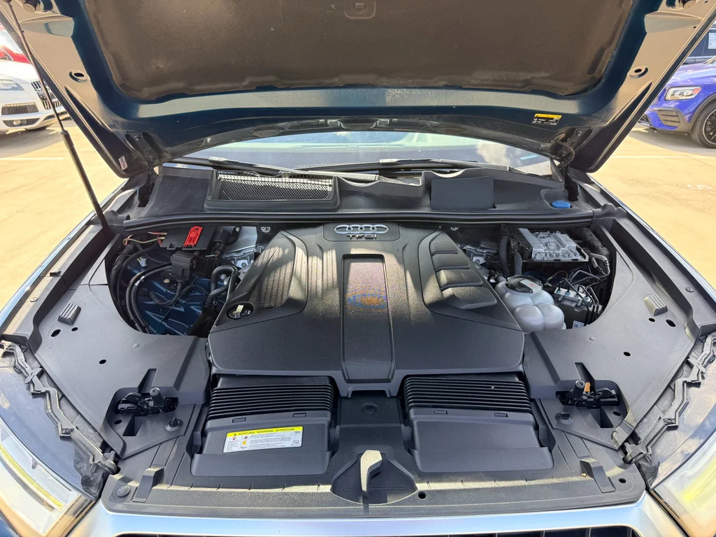 Used 2018 Ink Blue Metallic Audi Premium Plus image 30
