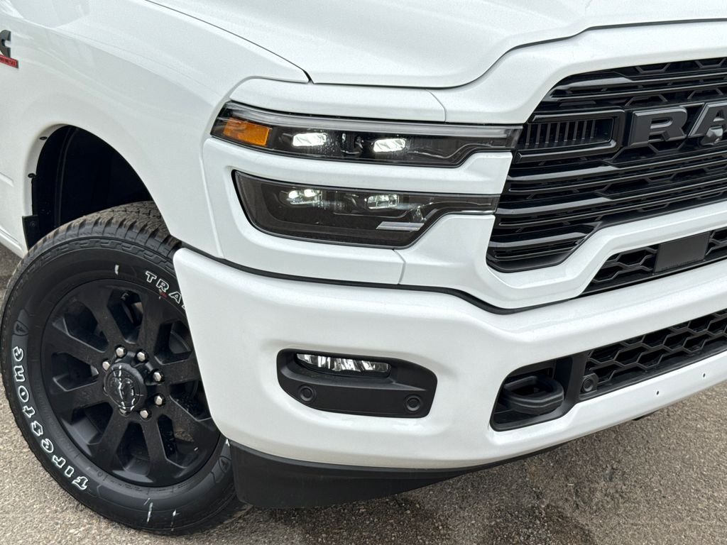 New 2026 Bright White Clear-Coat Exterior Paint RAM Laramie image 6
