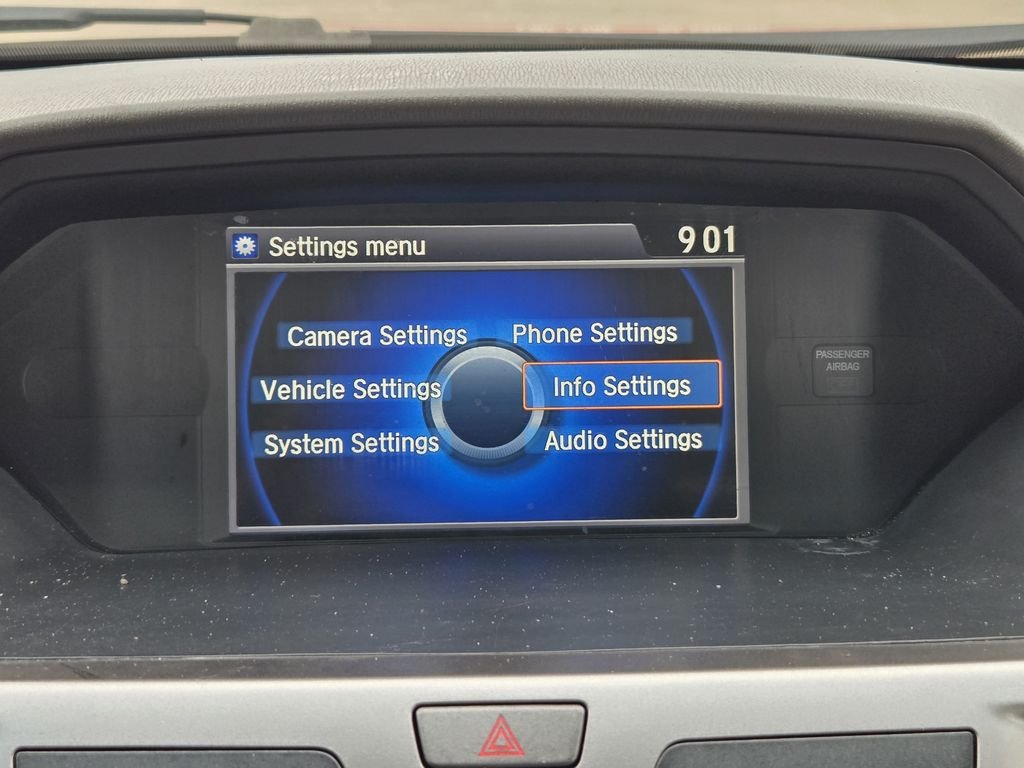 Used 2016 White Honda EX image 11