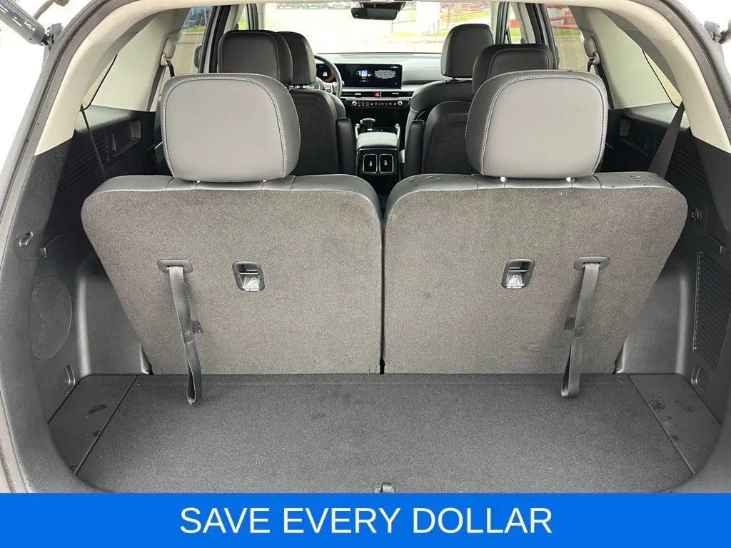 Used 2024 White Kia EX image 6