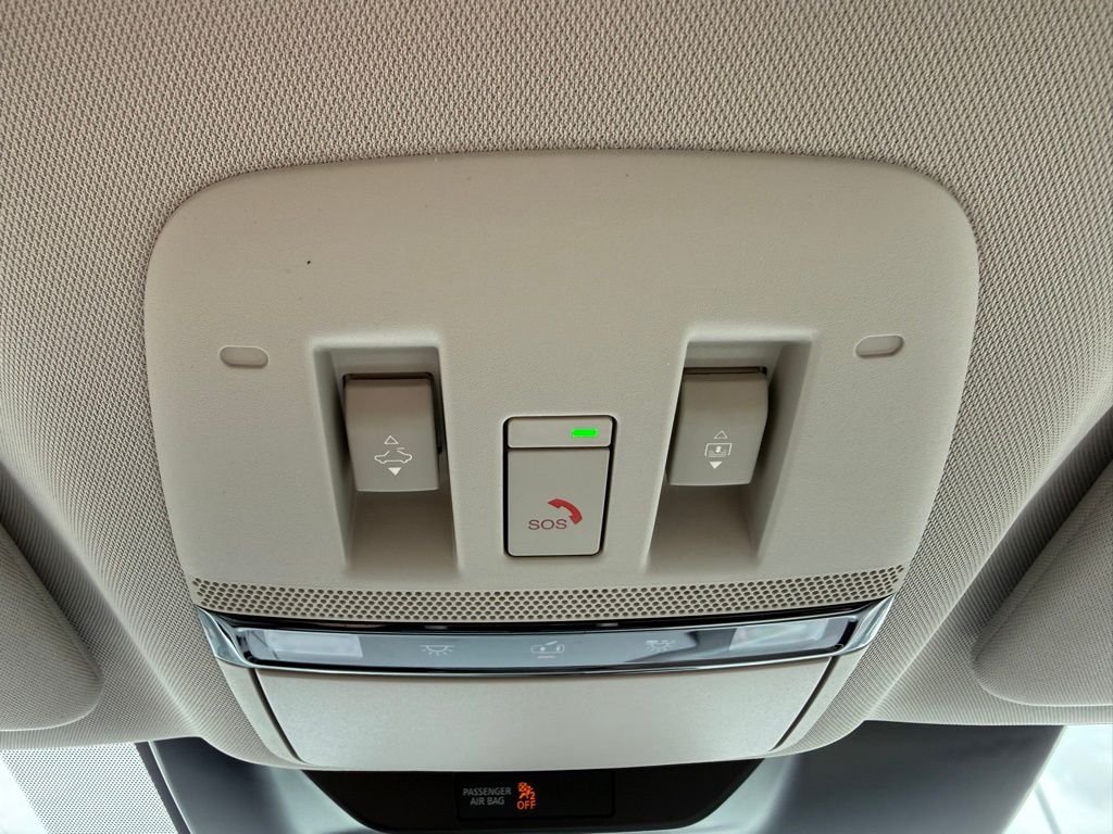 New 2026 Everest White Pearl TriCoat Nissan SL image 33