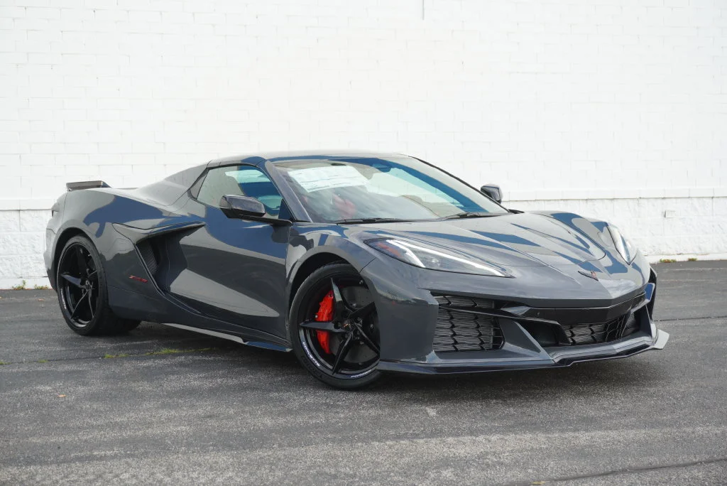 2027 Chevrolet Corvette 2LZ - Photo 4