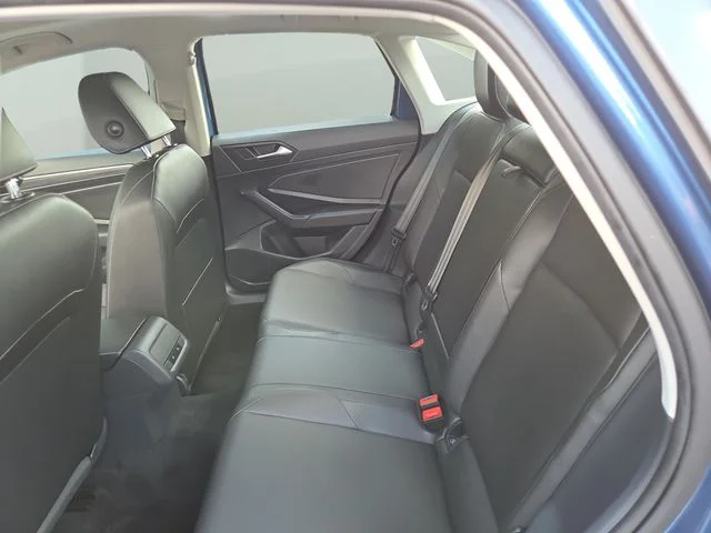Used 2019 Blue Volkswagen SEL image 32