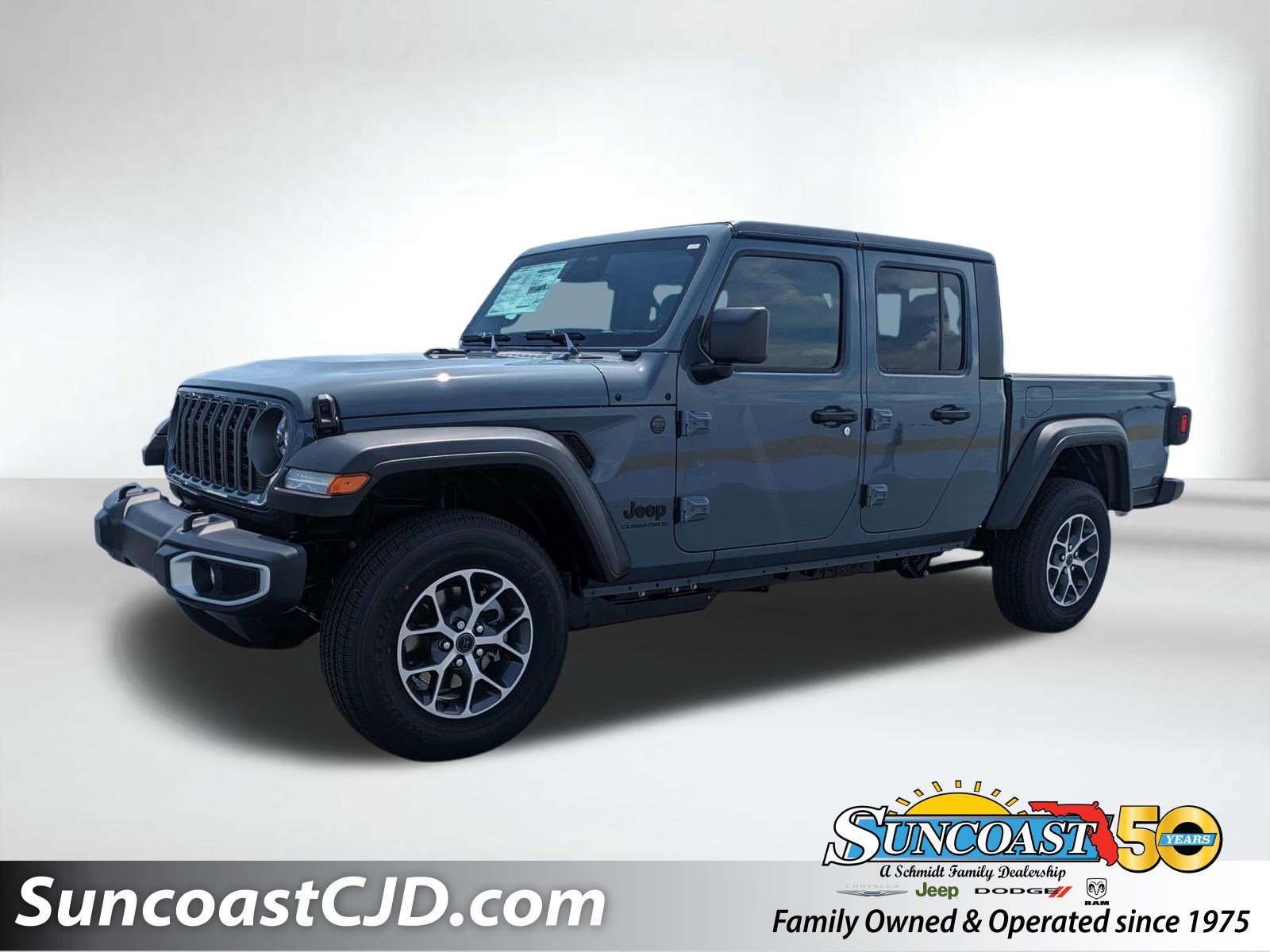2026 Jeep Gladiator Sport S Auto's photo