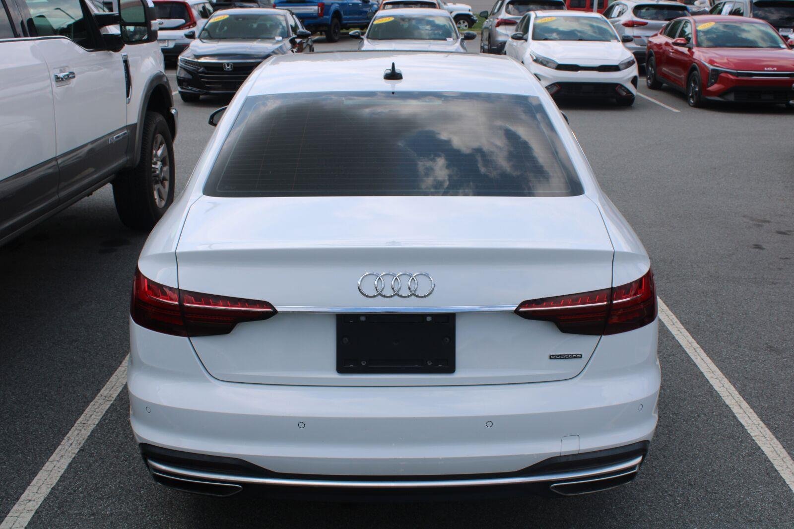 Used 2021 Glacier White Metallic Audi S line Premium image 5
