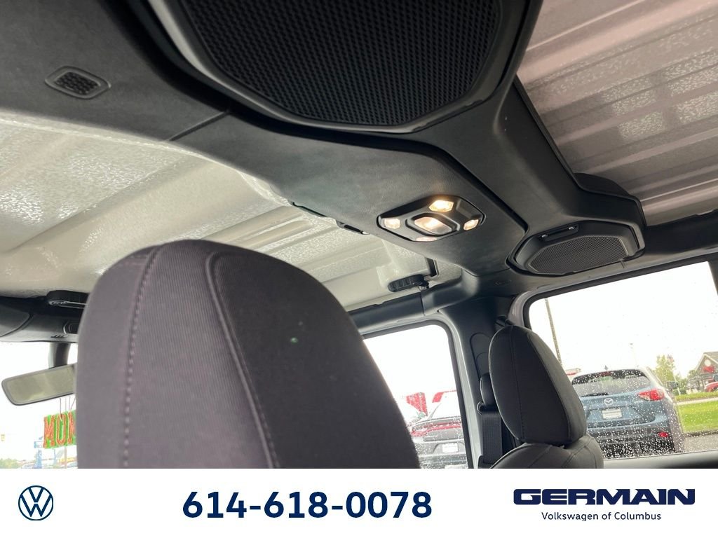 Used 2021 White Jeep Unlimited Sport image 21