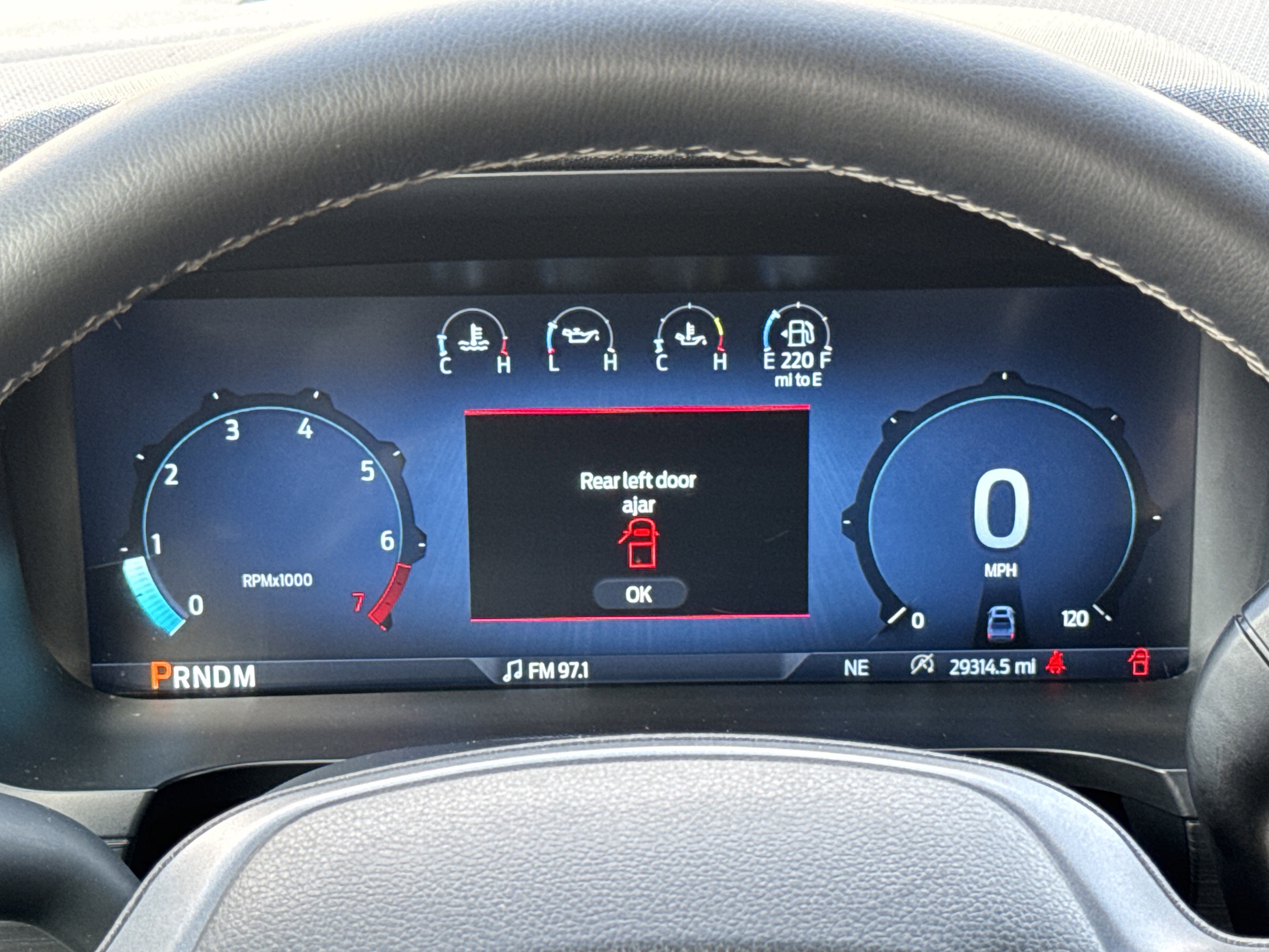 2025 Ford F-150 XLT - Photo 27
