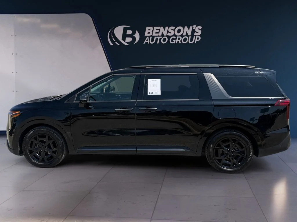 Used 2025 Black Kia SX Prestige image 2