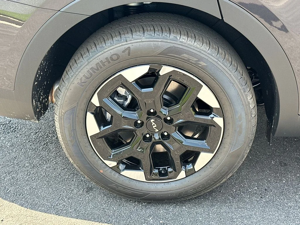 New 2026 Gray Kia S image 17