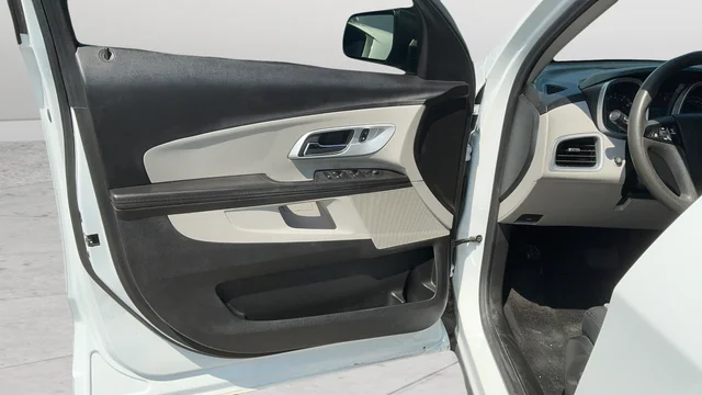 Used 2017 White Chevrolet LS image 18