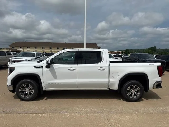2026 GMC Sierra 1500 SLE - Photo 6