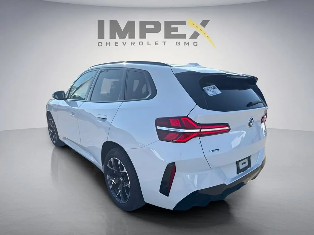 Used 2025 Alpine White BMW 30 xDrive image 3