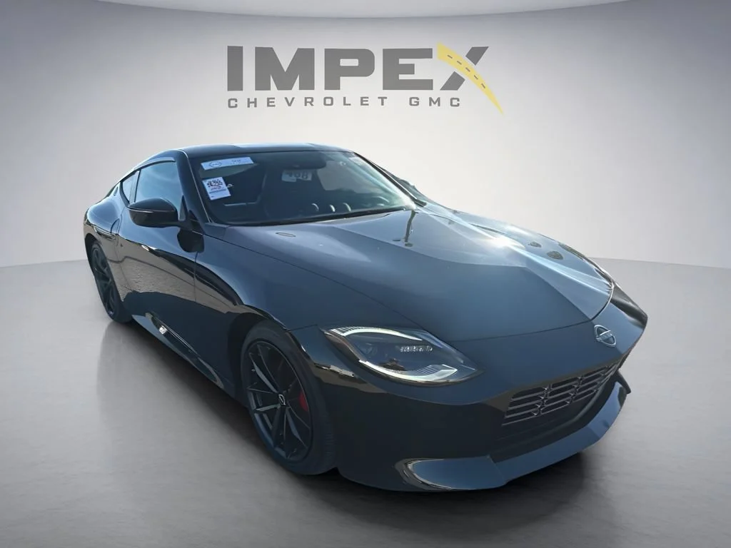 Used 2024 Black Nissan Performance image 4