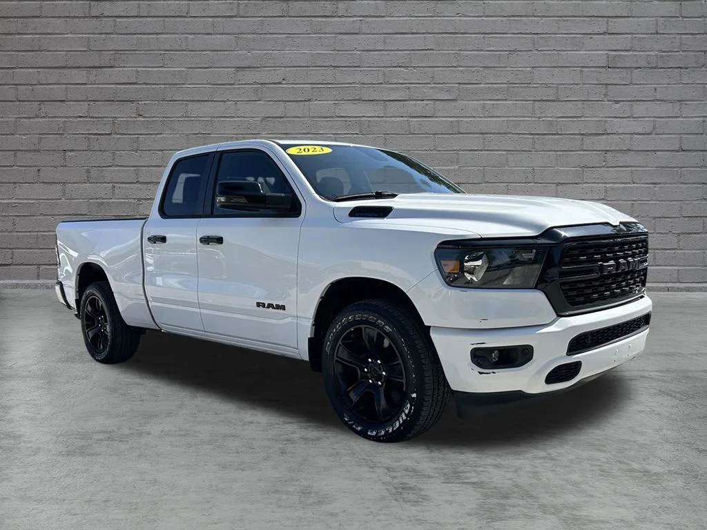 Used 2023 White Ram Big Horn/Lone Star image 4