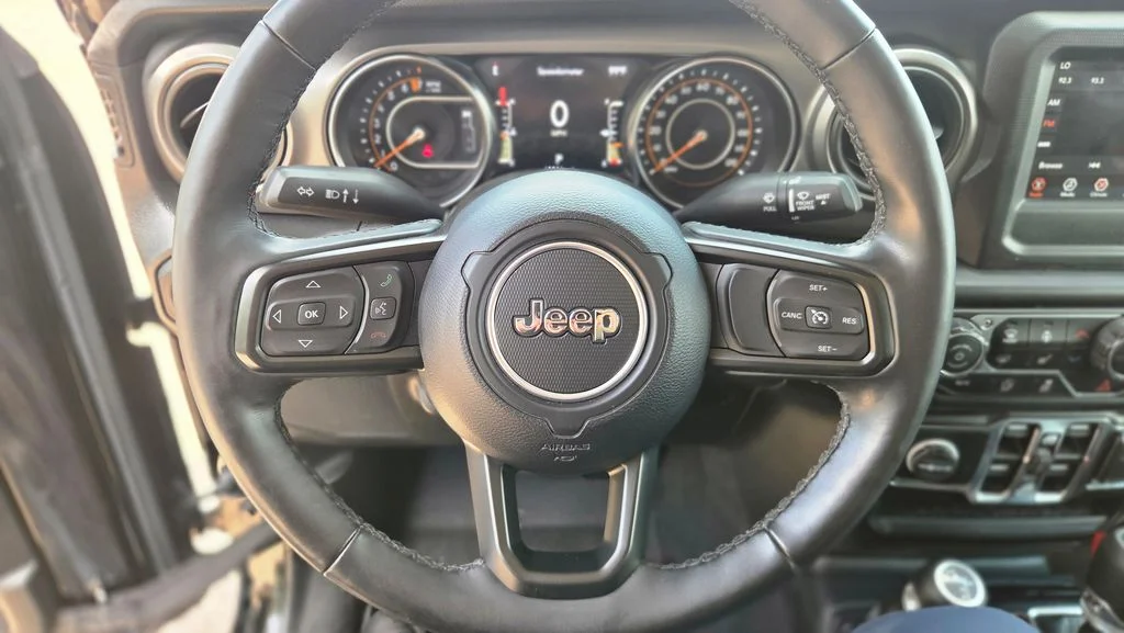 Used 2022 Black Jeep Willys image 14