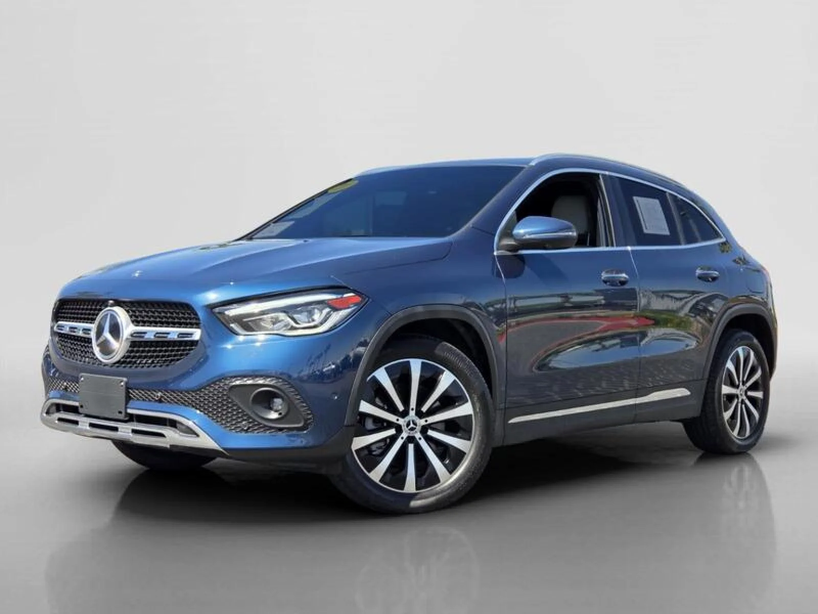 2021 Mercedes-Benz GLA GLA250's photo