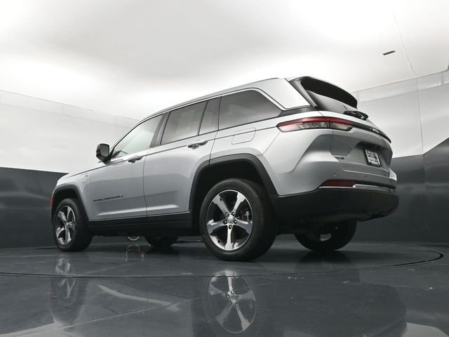 Used 2023 Silver Jeep 4xe image 22