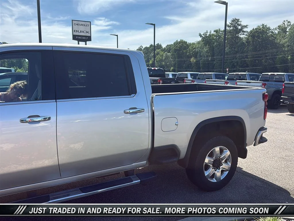 Used 2020 SILVER ICE METALLIC Chevrolet LTZ image 3
