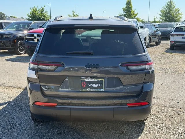 New 2026 Baltic Gray Metallic Clear-Coat Exterior Paint Jeep Limited image 7