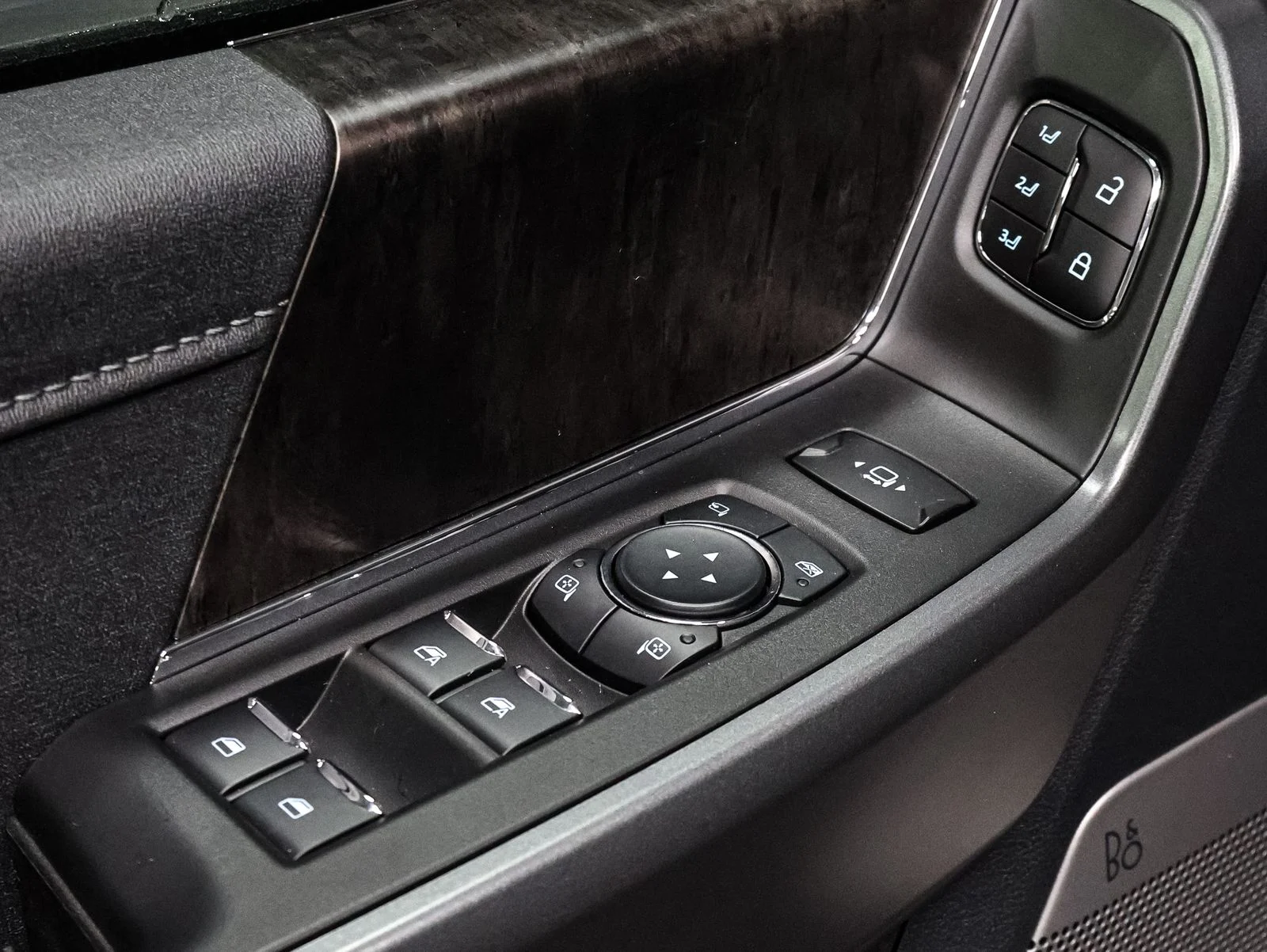 New 2026 Avalanche Ford F-350® Lariat® image 23