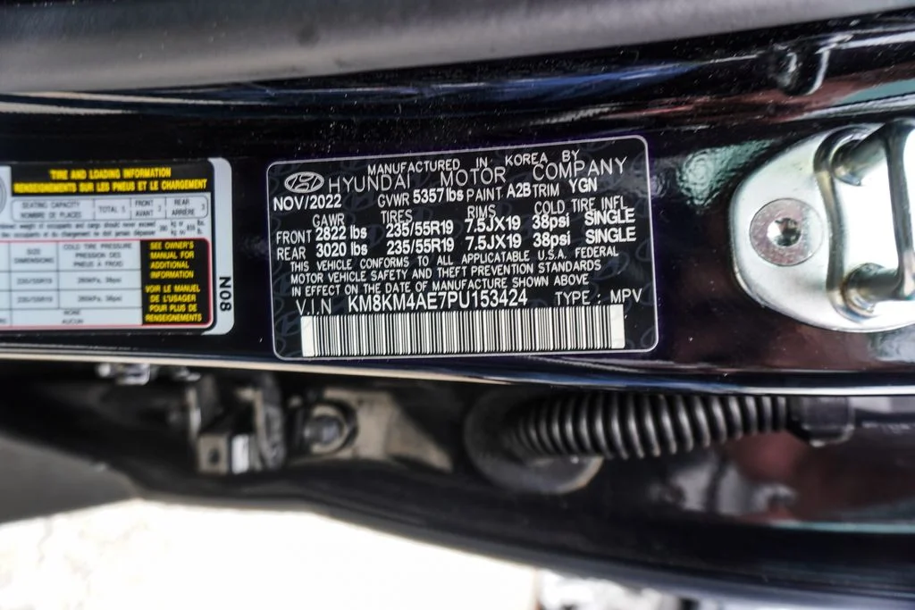 Used 2023 Black Hyundai SE image 39