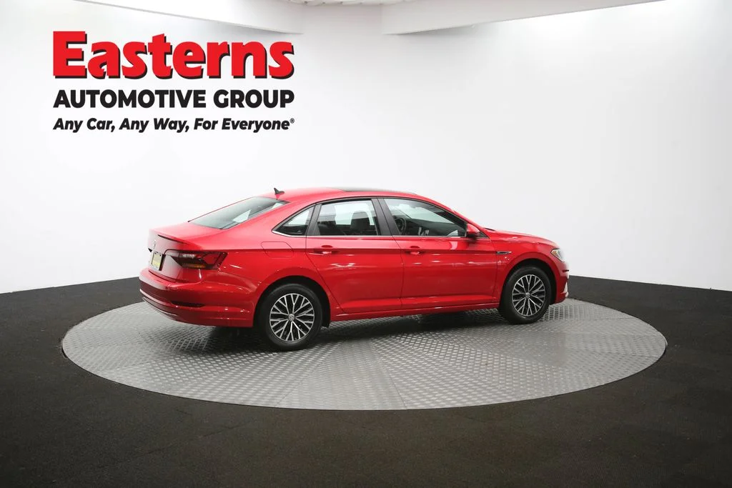 Used 2019 Red Volkswagen SEL image 43