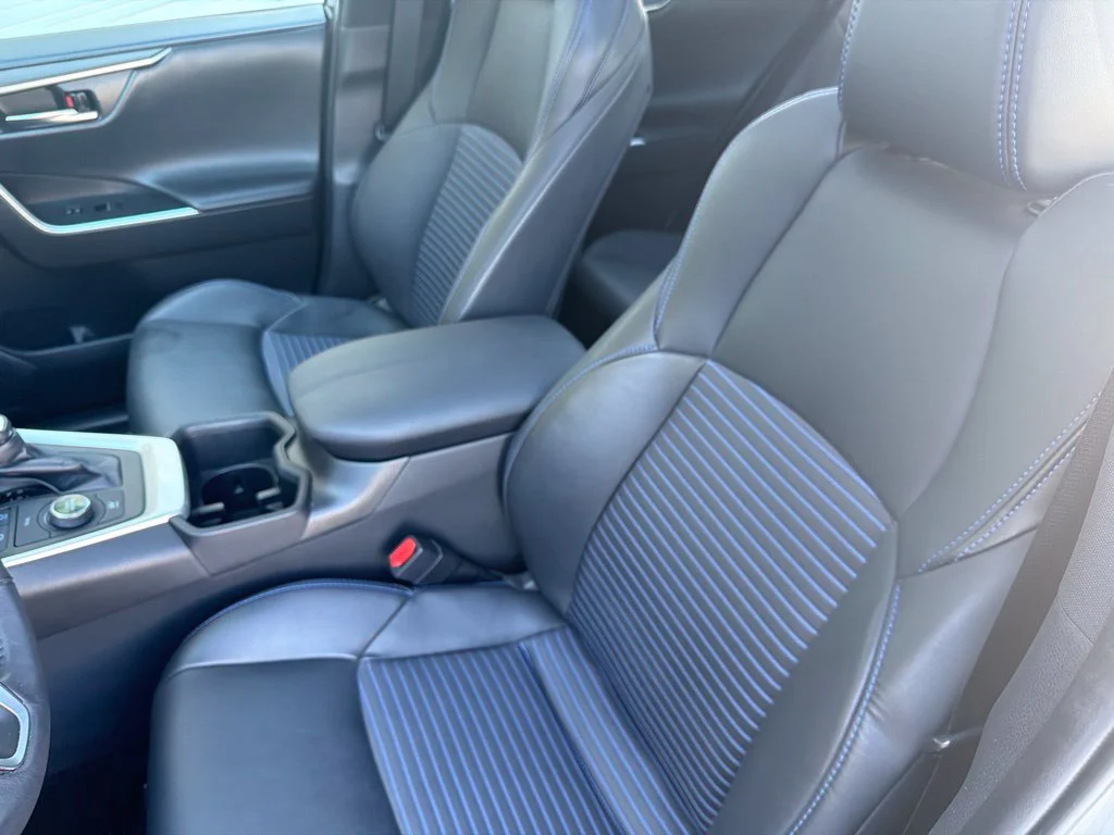 Used 2022 Silver Sky Metallic Toyota XSE image 10