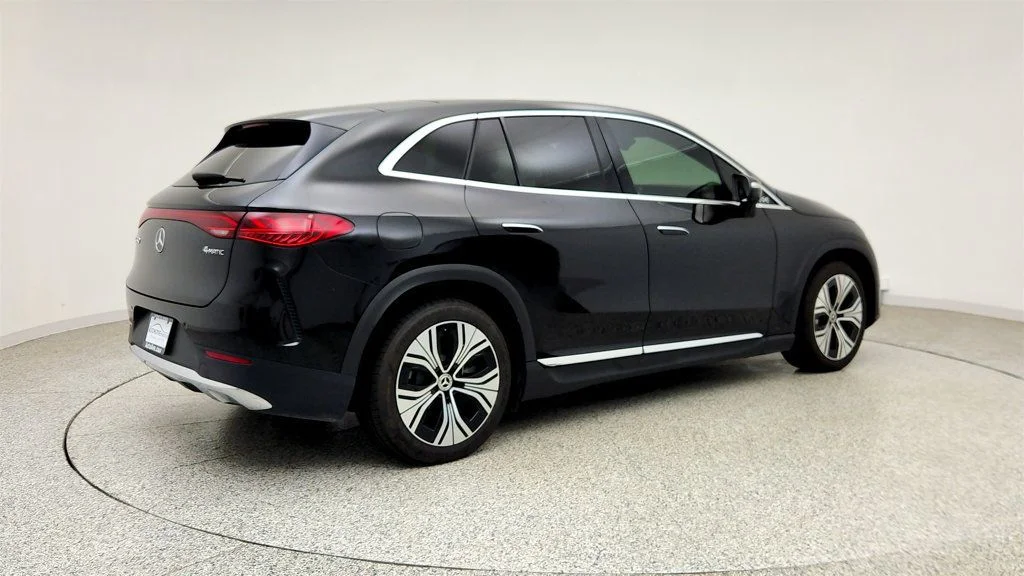Used 2024 Obsidian Black Metallic Mercedes-Benz EQE 350 SUV 4MATIC® w/ Nappa Leather & Ventilated Seats image 5